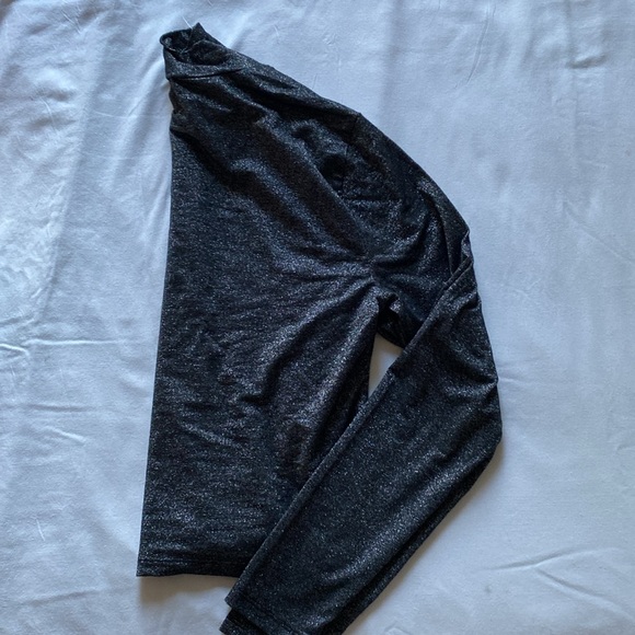 Abercrombie&Fitch grey/black sparkle mock neck top (Size L). Never worn - Picture 3 of 3